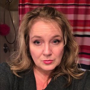 Meet your Posher, Charlene